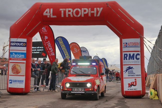 Sponsor de Fast and 4ailes participant au raid 4L Trophy