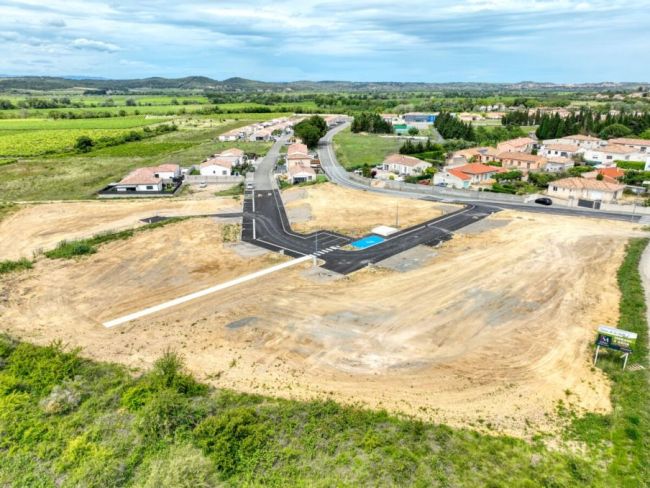 Terrain constructible de 397m² à  Salles-D Aude proche Narbonne