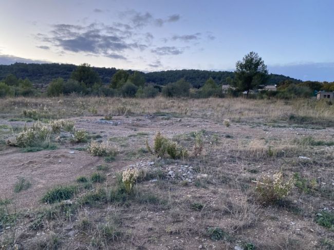 Grand terrain avec une superbe vue dégagée à Mailhac