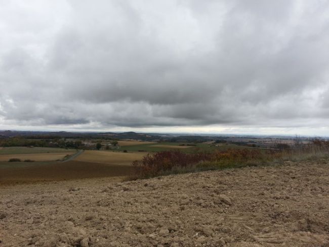 Terrain idéalement situé au centre de lautrec