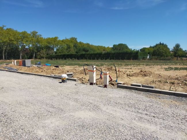 Terrain constructible de 690 m² à Encausse (32430) – Emplacement idéal proche des commodités et des écoles