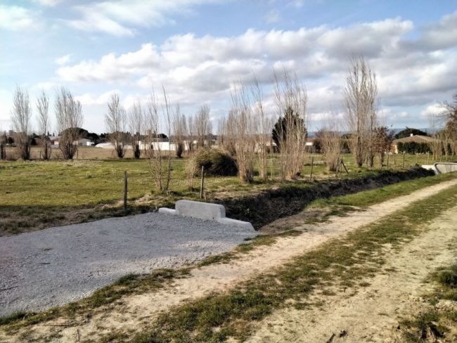 Dernière parcelle de 1100 m² à Sainte Eulalie entièrement viabilisée terrain plat prêt à construire