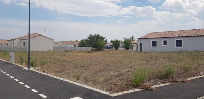 Terrain à bâtir à Alzonne en lotissement à deux pas du village