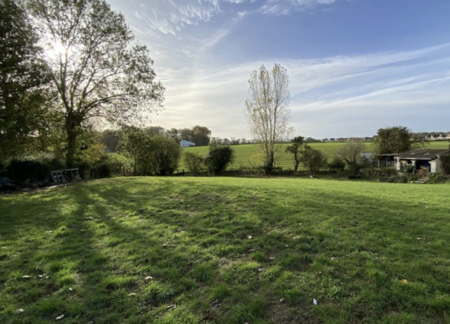 Terrain à vendre 800 m² à Sainte-Foy-de-Peyrolières (31470)