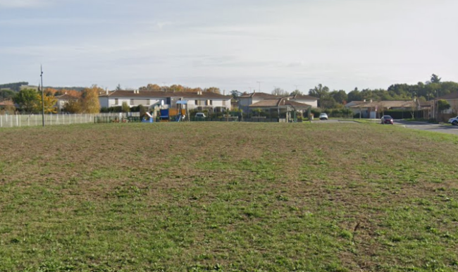 Terrain 468m² viabilisé Gragnague 31380