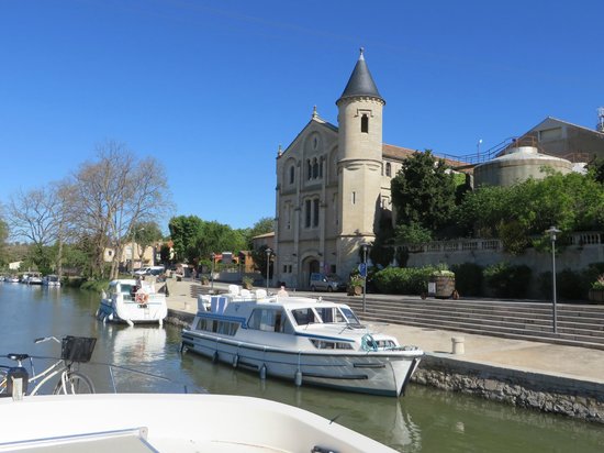 Proche de Narbonne Ventenac Terrain constructible de 686m² viabilisé