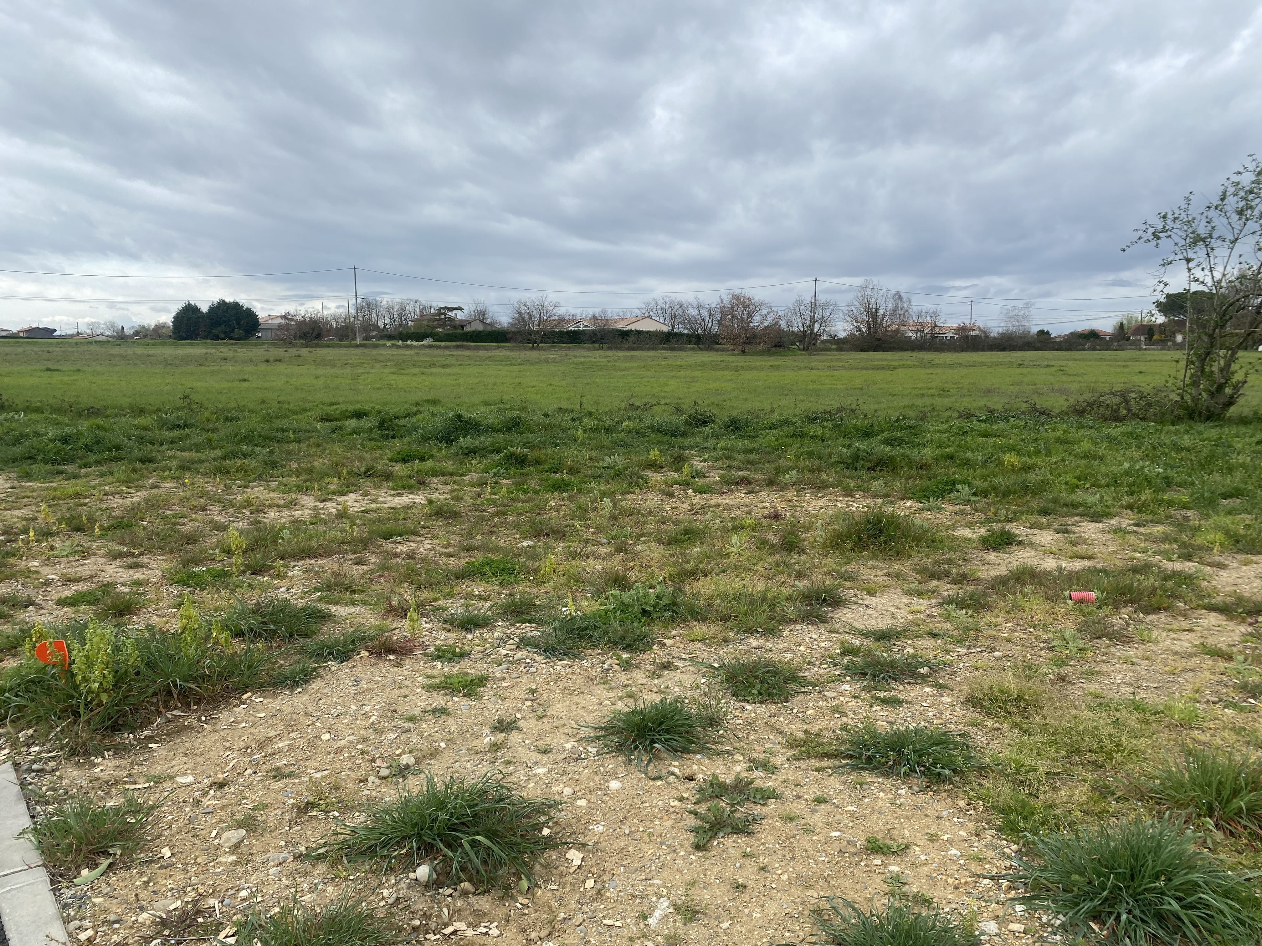 Terrain à batir de 530 m2 avec vue dégagée