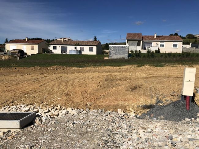 Castres terrain à bâtir de 675 m²