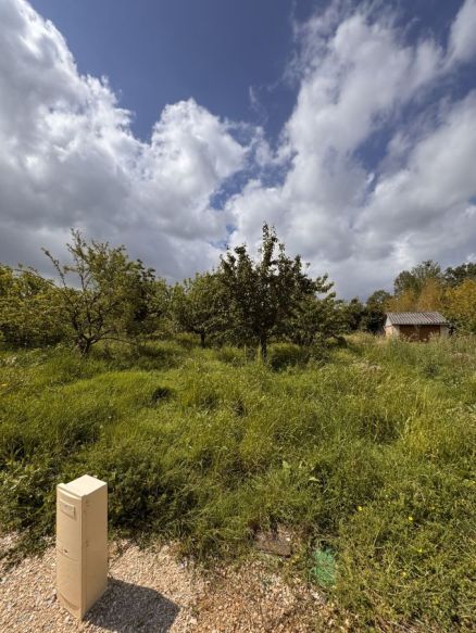 Terrain proche du centre ville viabilisé de 722m²