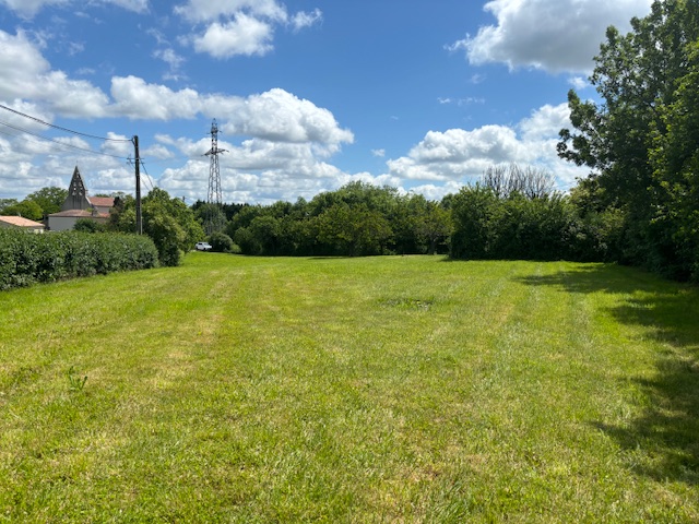 Terrain 1000 m² proche de toutes commodités