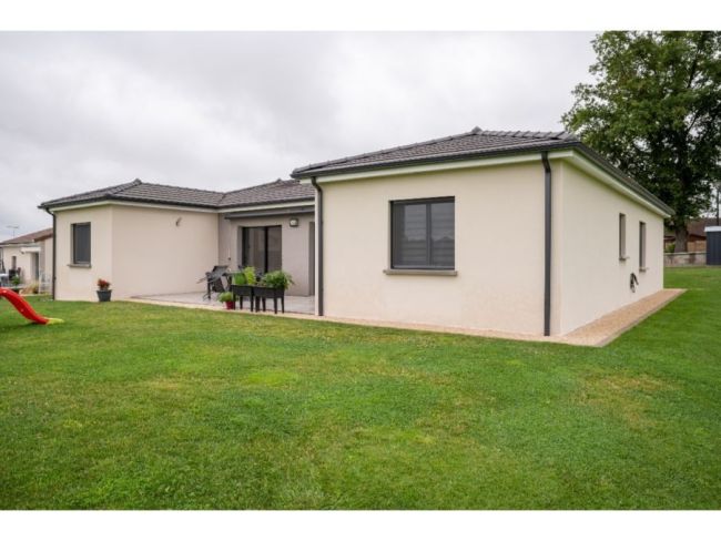 Maison contemporaine à LONGAGES