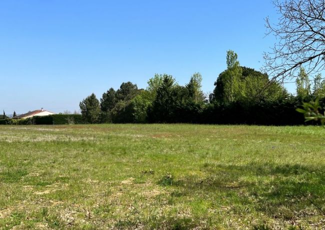 Terrain de 800m² à MURET