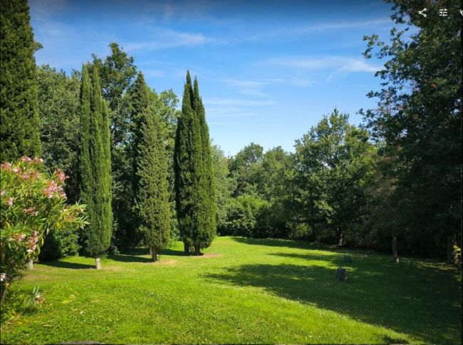 Hors lotissement environnement boisé