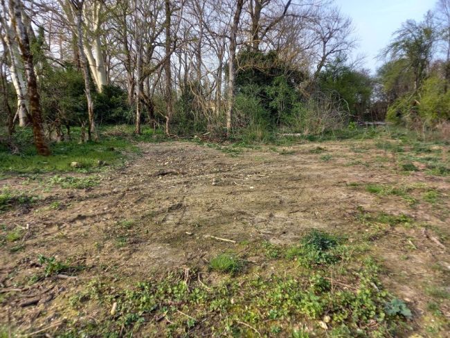 Saix 81710, terrain à bâtir de 677 m² plat