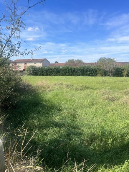 Terrain à batir 603m² proche centre ville Castres 81100