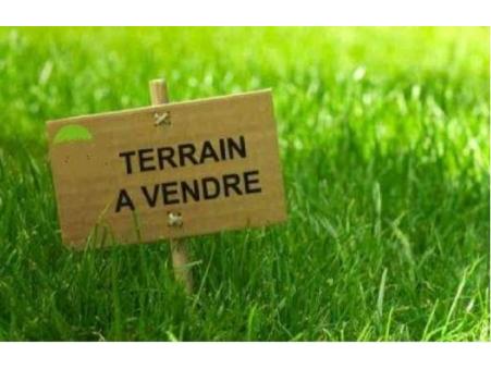 terrain 950m² plat