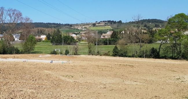 Terrain viabilise de 1000 m2 proche des ecoles a CAZILHAC 11570