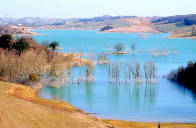 Magnifique terrain avec vue sur le lac de de la Ganguise CUMIES 11410