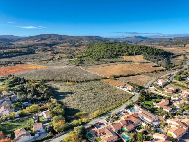 Terrain constructible 300m²