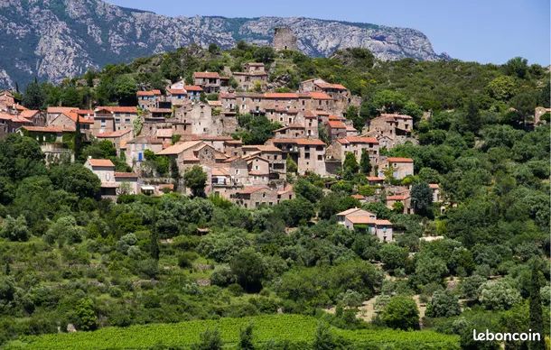 Saint-Laurent de la Cabrerisse à 30mn de Narbonne Terrain constructible viabilisé de 368m²