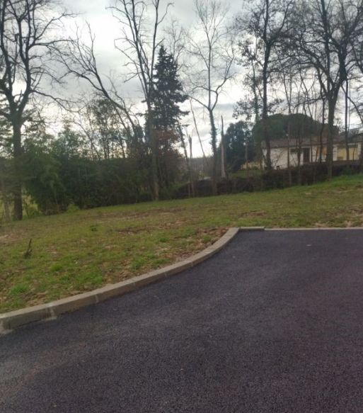 Terrain constructible à 35 min de Toulouse