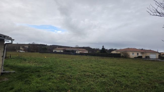 TERRAIN A BATIR PROCHE CENTRE SEMALENS 915M²