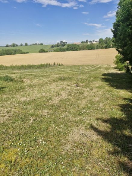 Maison contemporaine de 100m² sur un terrain de 1690 m²