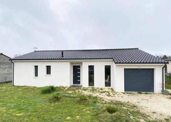 Belle maison a Alzonne 11170 sur terrain de 500 m2, maison 3 chambres avec garage