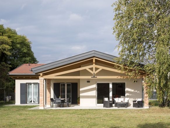 Charmante maison de plain-pied avec suite parentale et garage, au cœur de Roquettes