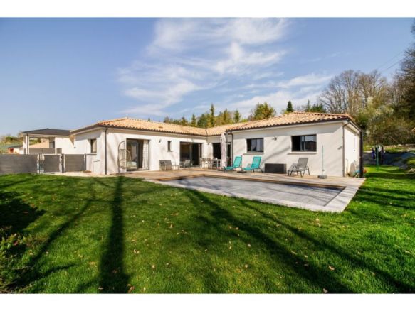 Maison contemporaine 4 chambres avec suite parentale à Montaigut-sur-Save