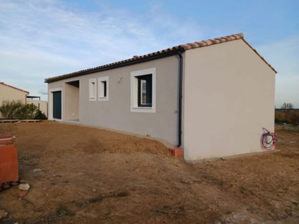 Villa contemporaine avec garage à Rieux Minervois