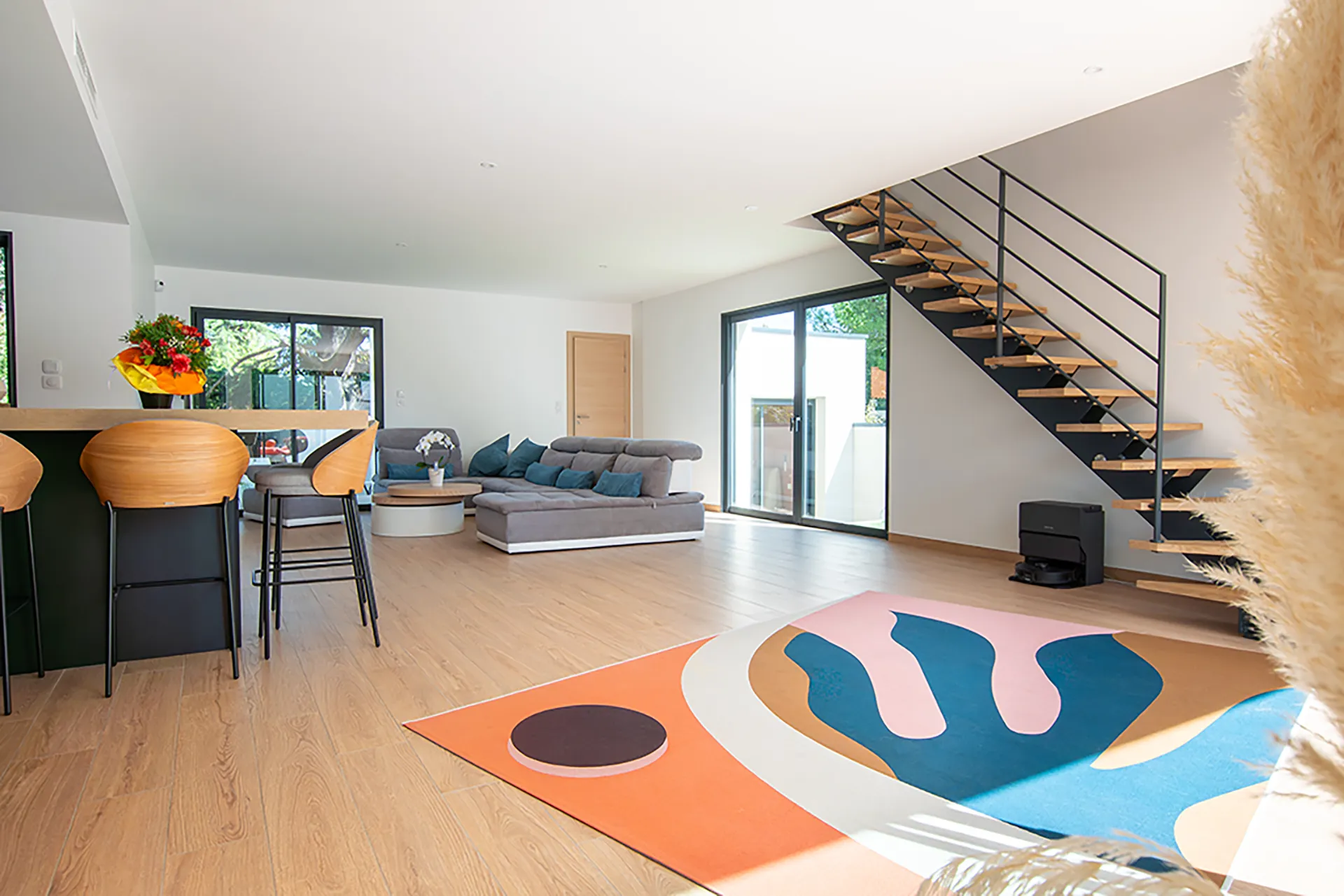 Maison neuve contemporaine à Beauzelle (31) – 190 m² sur-mesure avec piscine et patio paysager