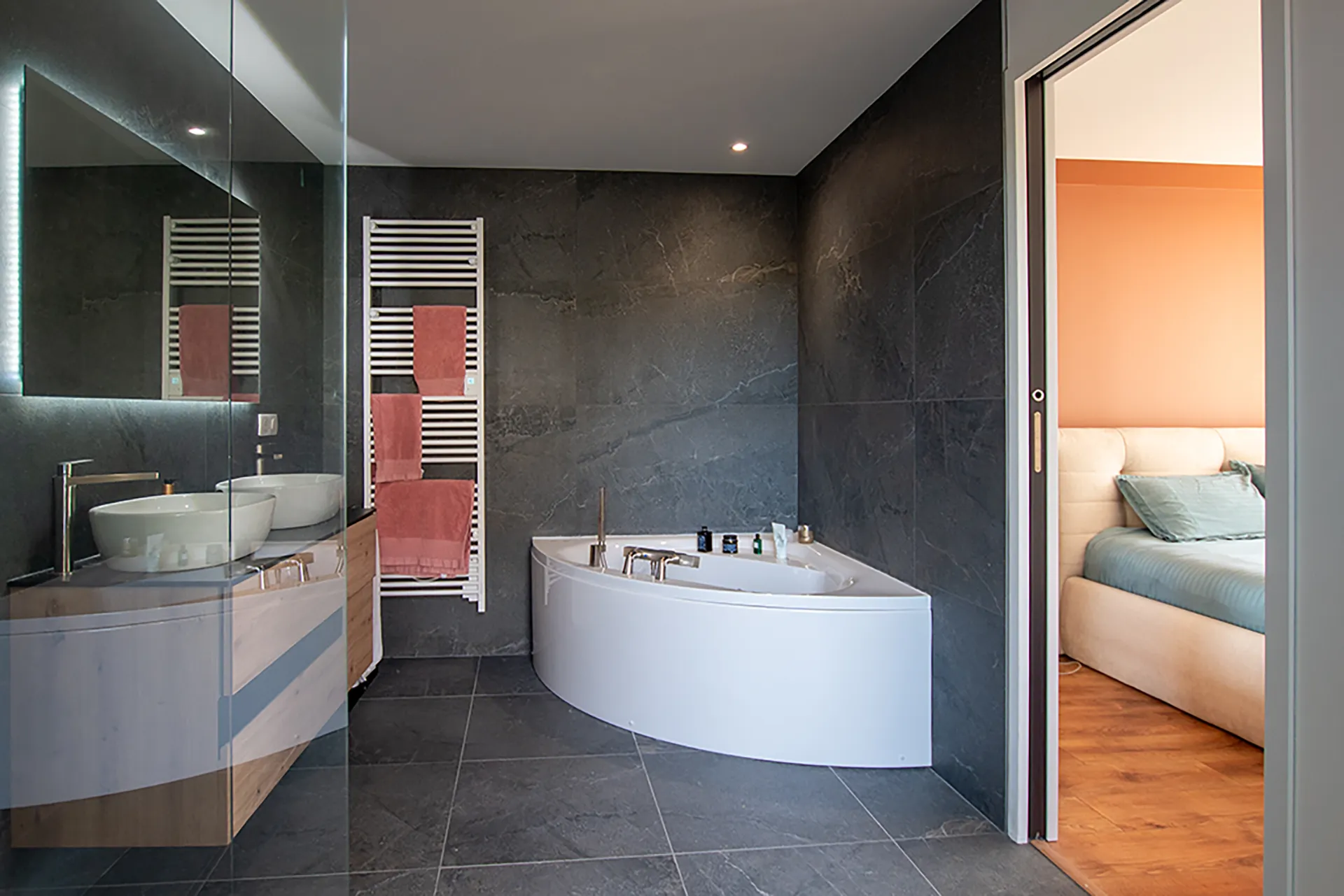 Maison neuve contemporaine à Beauzelle (31) – 190 m² sur-mesure avec piscine et patio paysager